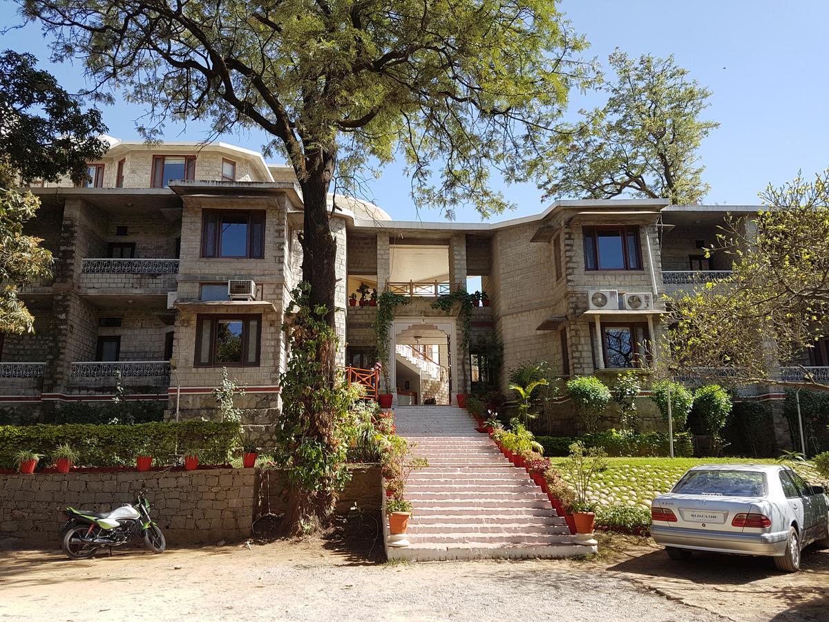 Kesar Bhawan Palace Mount Abu Luaran gambar