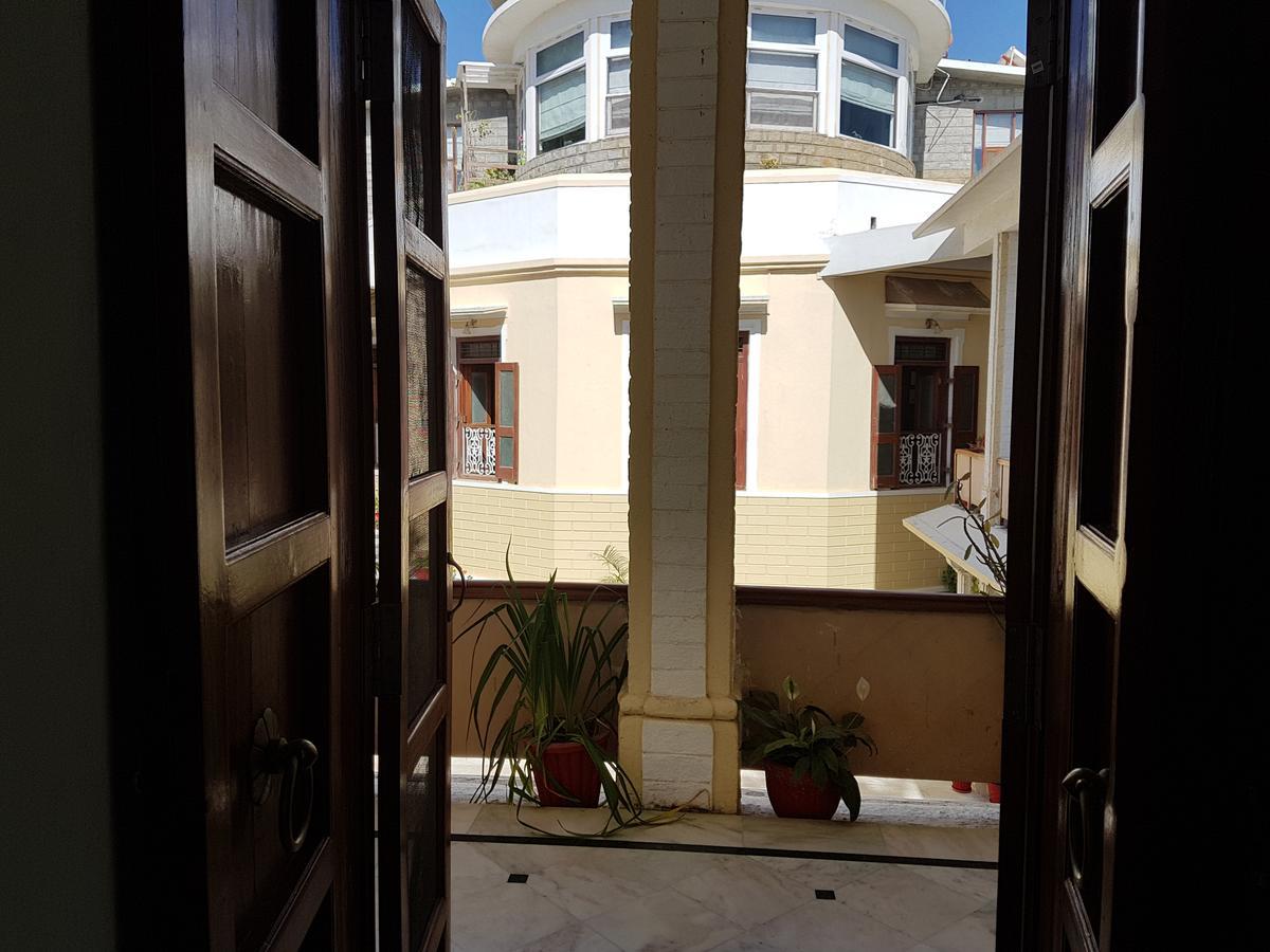 Kesar Bhawan Palace Mount Abu Luaran gambar